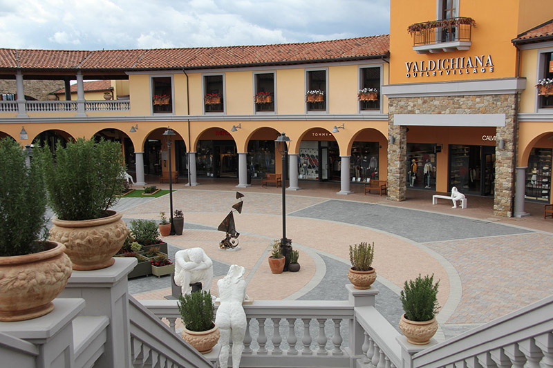 Shopping Le rime di Campagna villa in affitto ad Arezzo